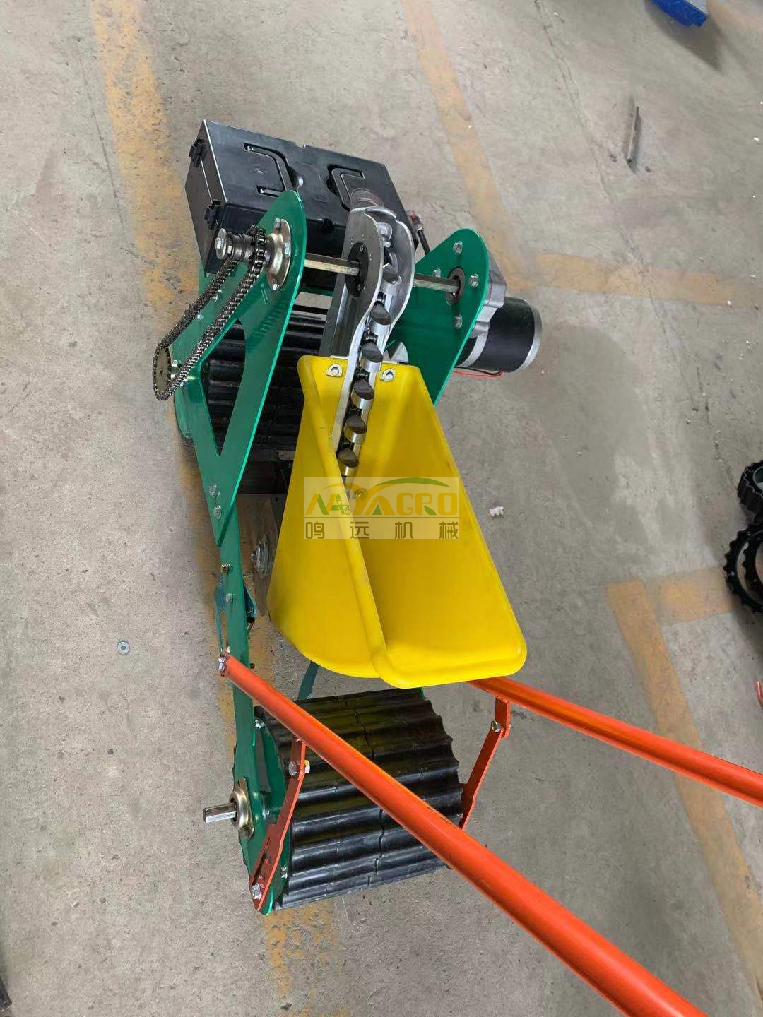 hand push garlic planter Buy garlic planter, hand planter Product on